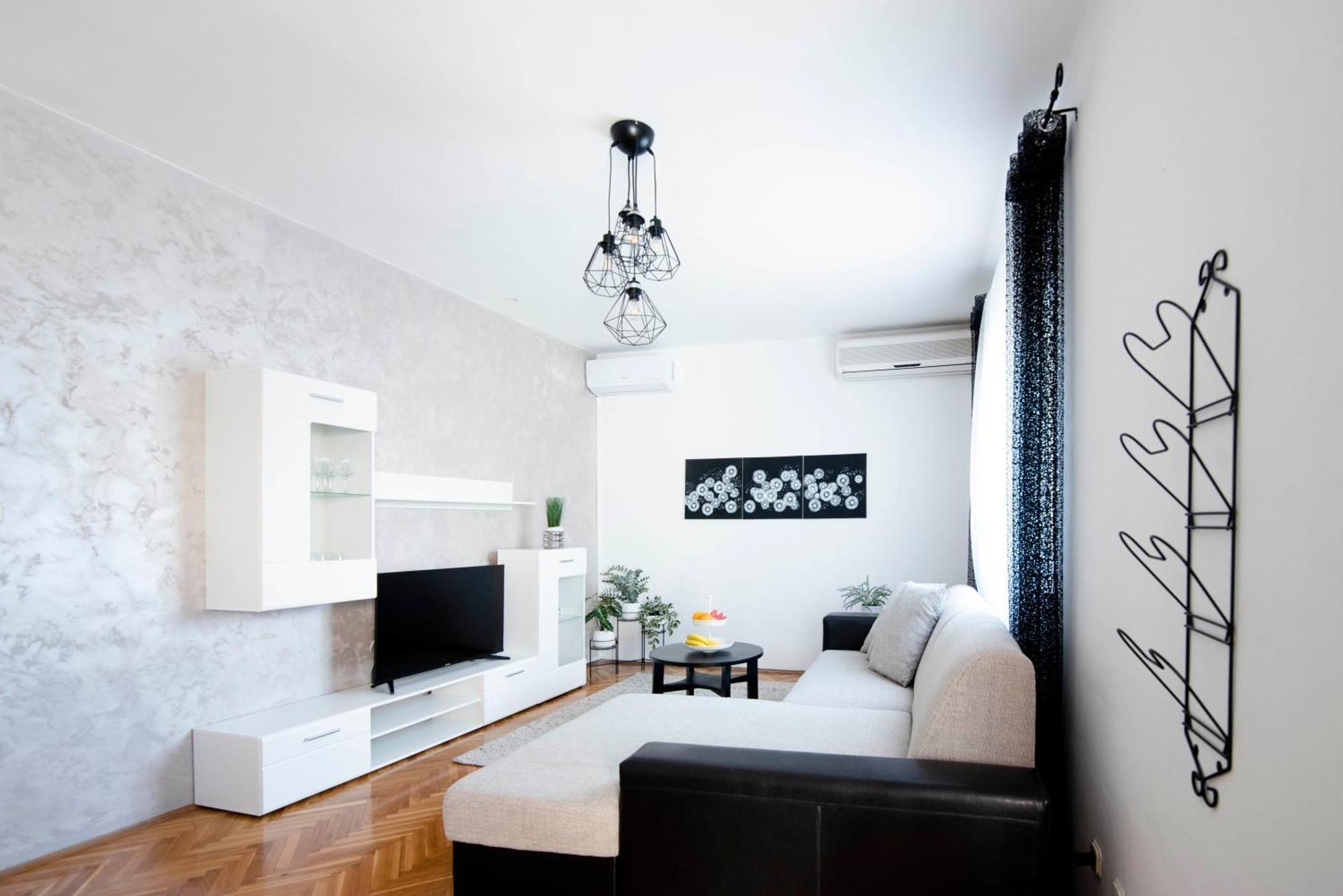 סיני Apartman Karla מראה חיצוני תמונה